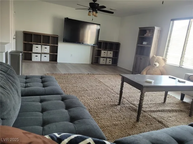 $6,000 | 9629 Twin Rivers Court, Las Vegas, NV 89139