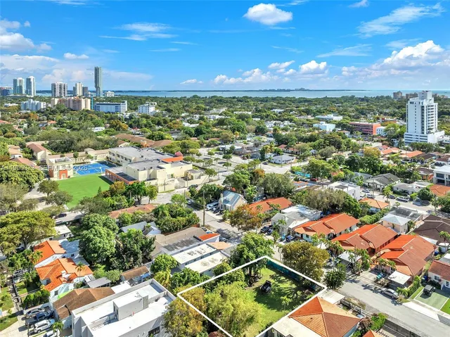 $1,275,000 | 1507 Southwest 19th Terrace, Miami, FL 33145