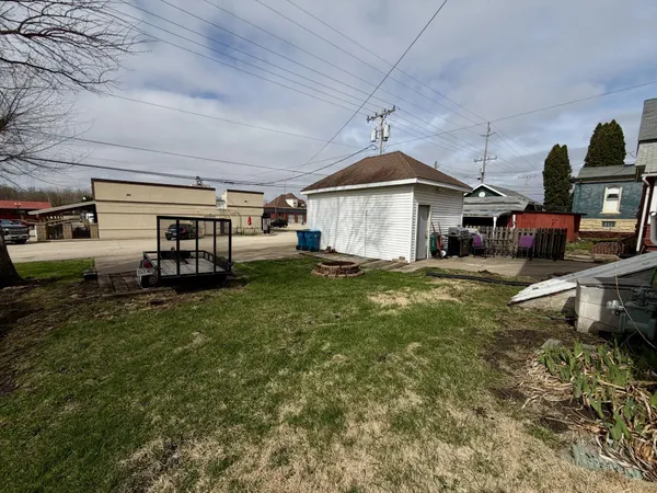 $149,900 | 31 3rd Street, Savanna, IL 61074