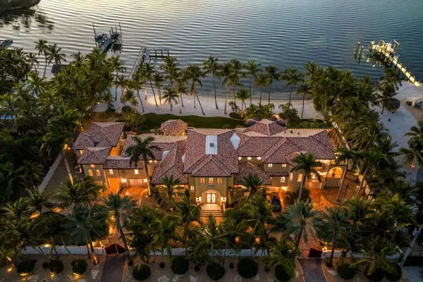 $29,000,000 | 75090 Overseas Highway, Islamorada, FL 33036