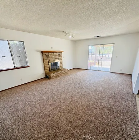 $405,000 | 13925 Burning Tree Drive, Victorville, CA 92395