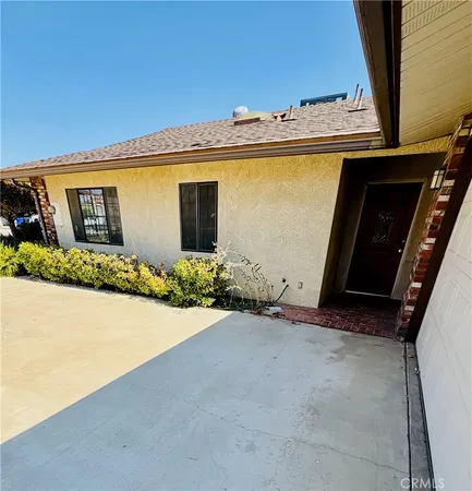 $405,000 | 13925 Burning Tree Drive, Victorville, CA 92395
