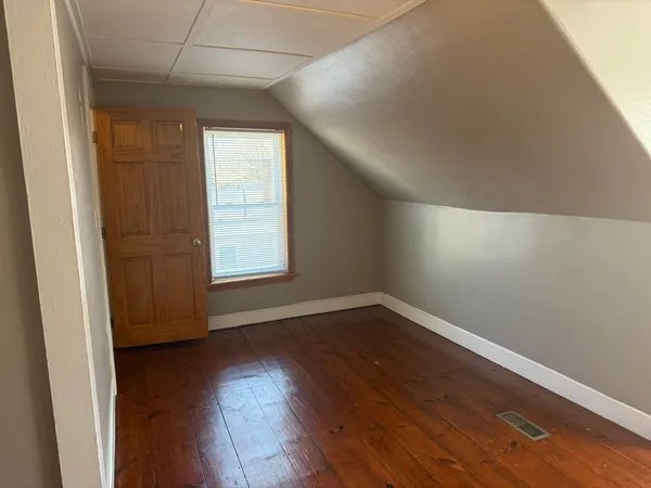 $3,200 | 406-408 Court Street, Unit 406, Plymouth, MA 02360