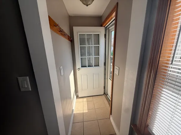 $3,200 | 406-408 Court Street, Unit 406, Plymouth, MA 02360