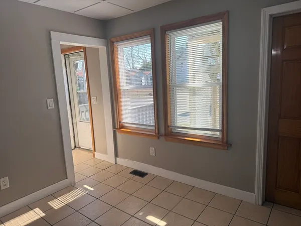 $3,200 | 406-408 Court Street, Unit 406, Plymouth, MA 02360