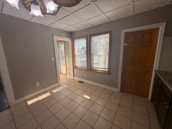 $3,200 | 406-408 Court Street, Unit 406, Plymouth, MA 02360