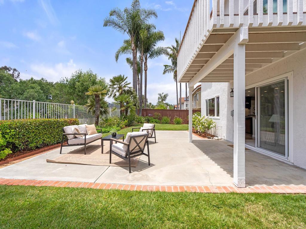 1661 Willowhaven Road Encinitas, CA 92024 - Photo 26 of 40 Backyard