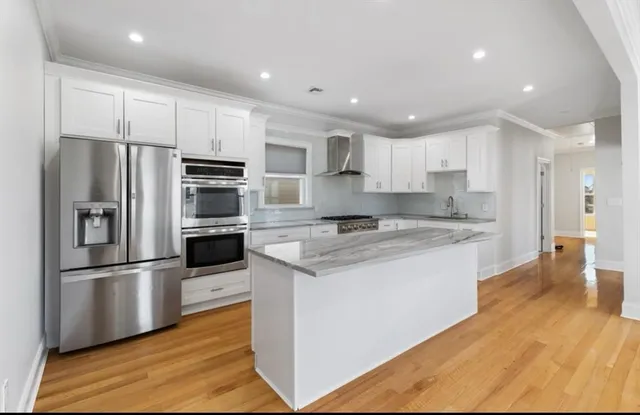 $3,000 | 27 Lyon Street, Unit 3, Boston, MA 02122