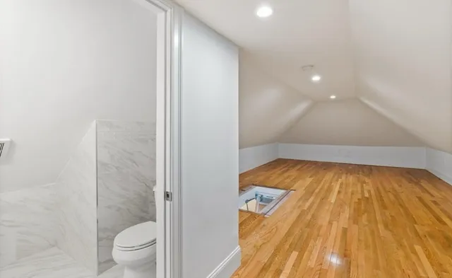 $3,000 | 27 Lyon Street, Unit 3, Boston, MA 02122