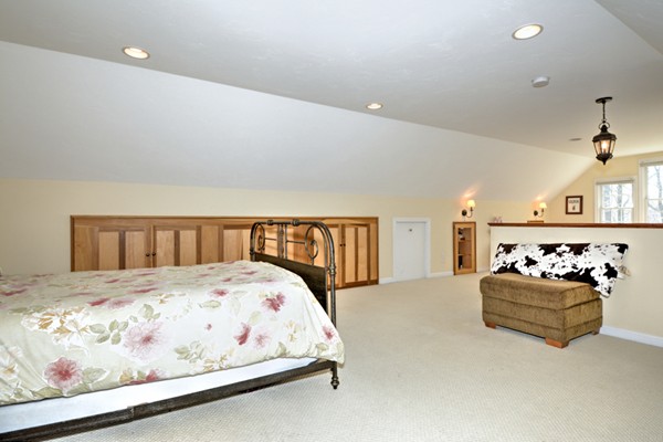 21 Welsh Road Sutton, MA 01590 - Photo 17 of 28 Gallery Image 17