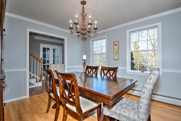 21 Welsh Road Sutton, MA 01590 - Photo 4 of 28 Gallery Image 4
