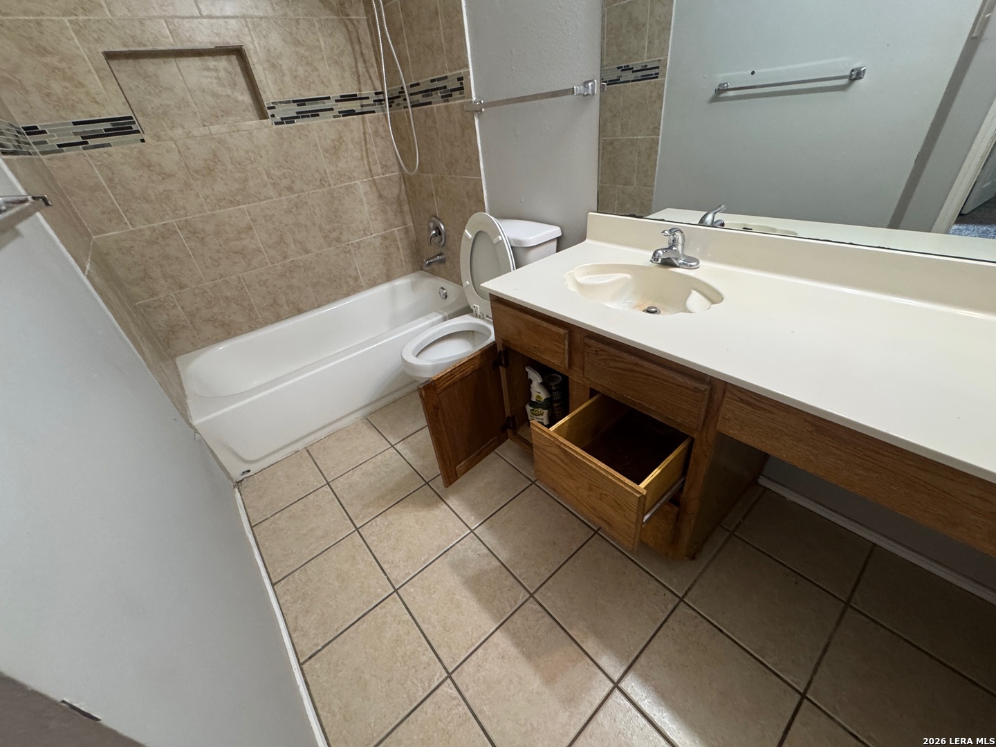 9839 Logans Ridge Drive Converse, TX 78109 - Photo 15 of 25 Gallery Image 15