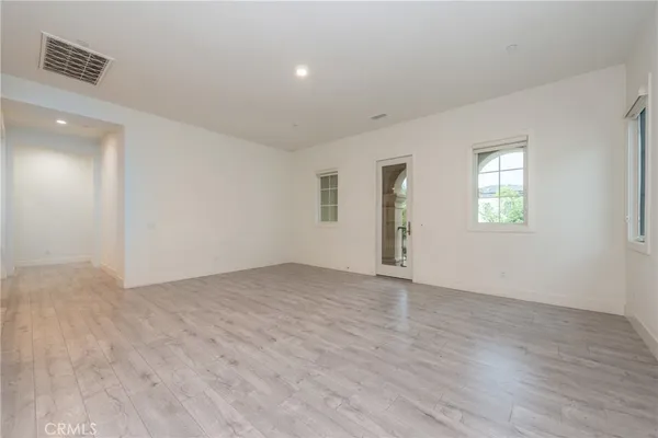 $14,200 | 93 Spacial, Irvine, CA 92618