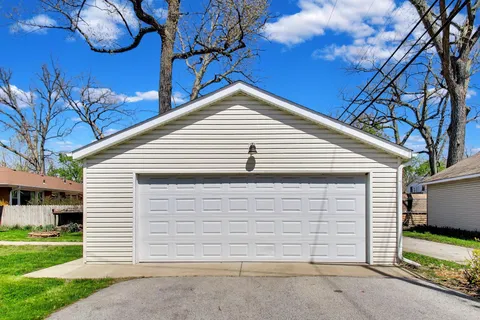 a view of a garage