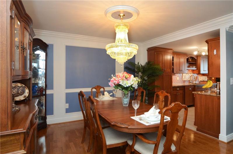 1 Trimont Lane, Unit 470D Pittsburgh, PA 15211 - Photo 11 of 21 Large Dining Room for Entertaining with Beautiful Chandelier.