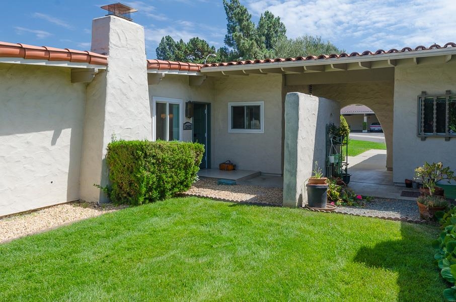 12432 Meandro Road San Diego, CA 92128 - Photo 2 of 23