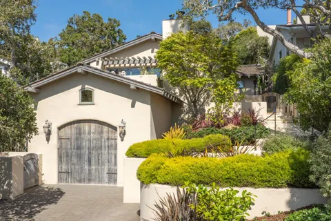 $3,950,000 | Casanova 3 Se Of 4th, Carmel, CA 93921