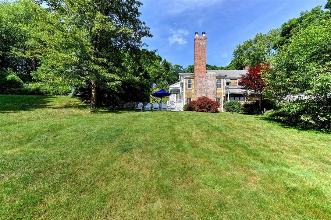 7 Hillside Road Cumberland, RI 02864 - Photo 35 of 40