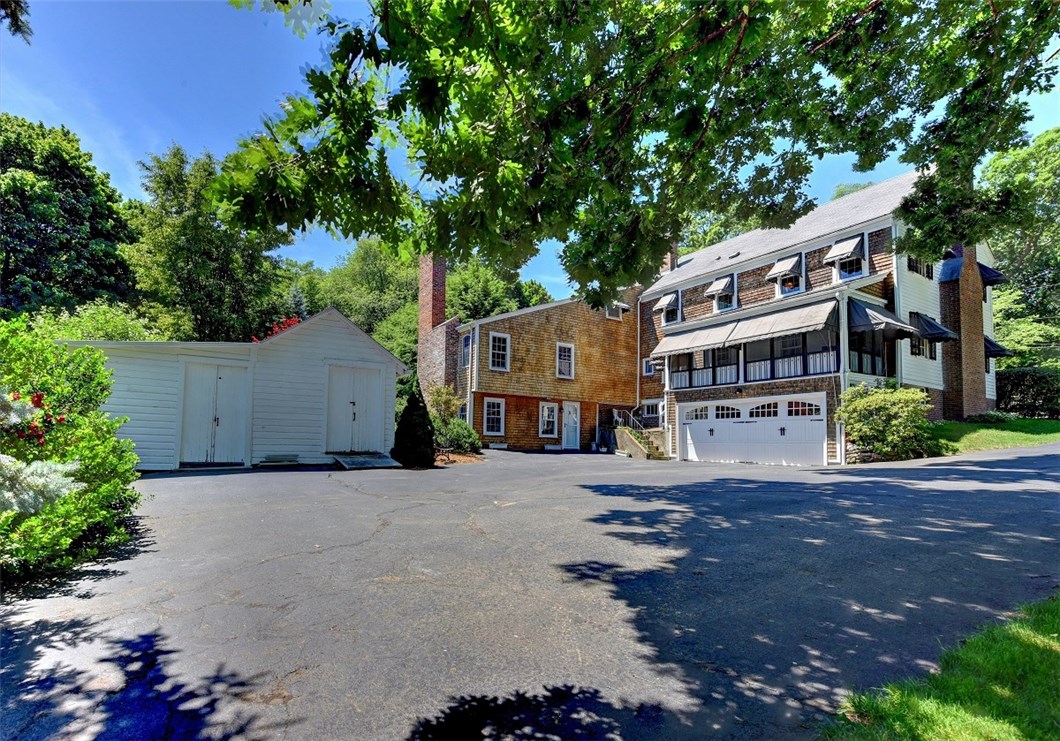 7 Hillside Road Cumberland, RI 02864 - Photo 36 of 40