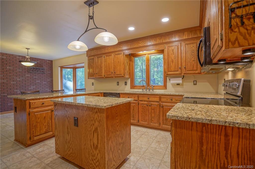 2415 Potter Road Waxhaw, NC 28173 - Photo 14 of 44 Gallery Image 14