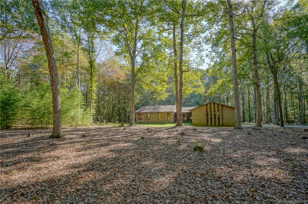 2415 Potter Road Waxhaw, NC 28173 - Photo 3 of 44 Gallery Image 3