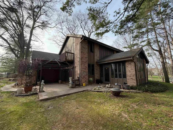 $379,900 | 51262 Shady Lane, Elkhart, IN 46514