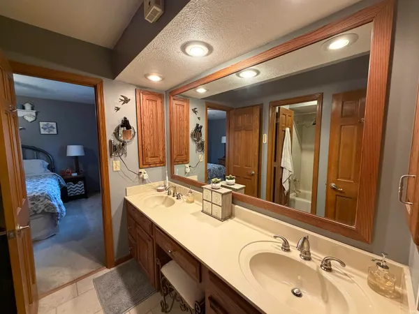 $379,900 | 51262 Shady Lane, Elkhart, IN 46514