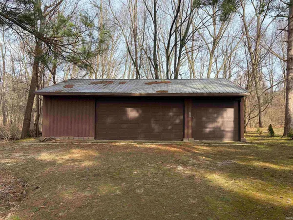 $379,900 | 51262 Shady Lane, Elkhart, IN 46514