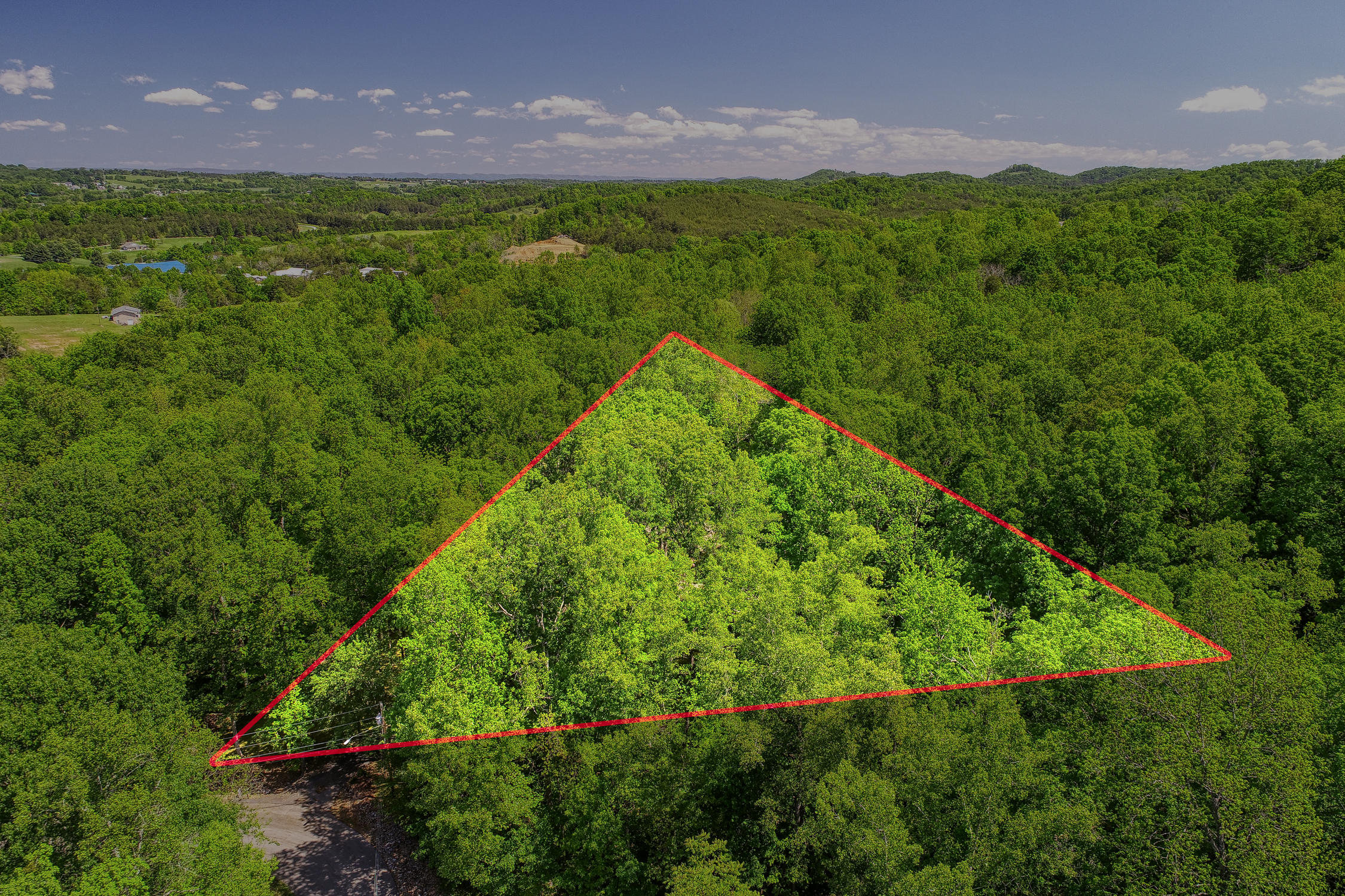 132 Rabbit Run Way Dandridge, TN 37725 - Photo 37 of 44 BG. 132 Rabbit Run. Dandridge MLSl (1 of