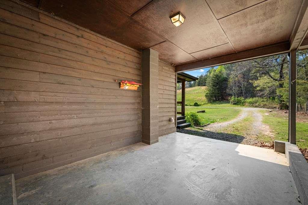 384 Maxwell Road Blue Ridge, GA 30513 - Photo 37 of 68