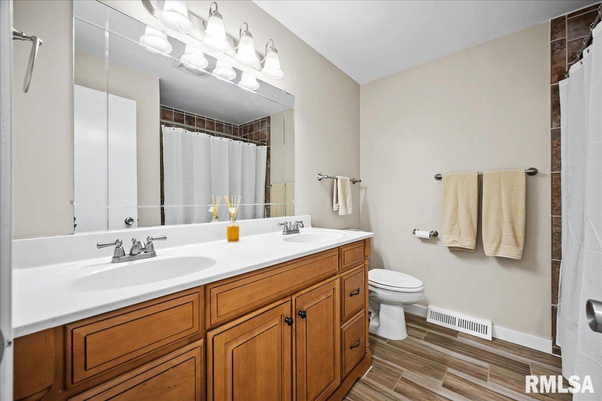 130 East High Point Road Peoria, IL 61614 - Photo 14 of 26 Gallery Image 14