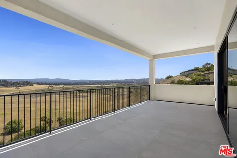 $3,495,000 | 22328 South Summit Ridge Circle, Chatsworth, CA 91311