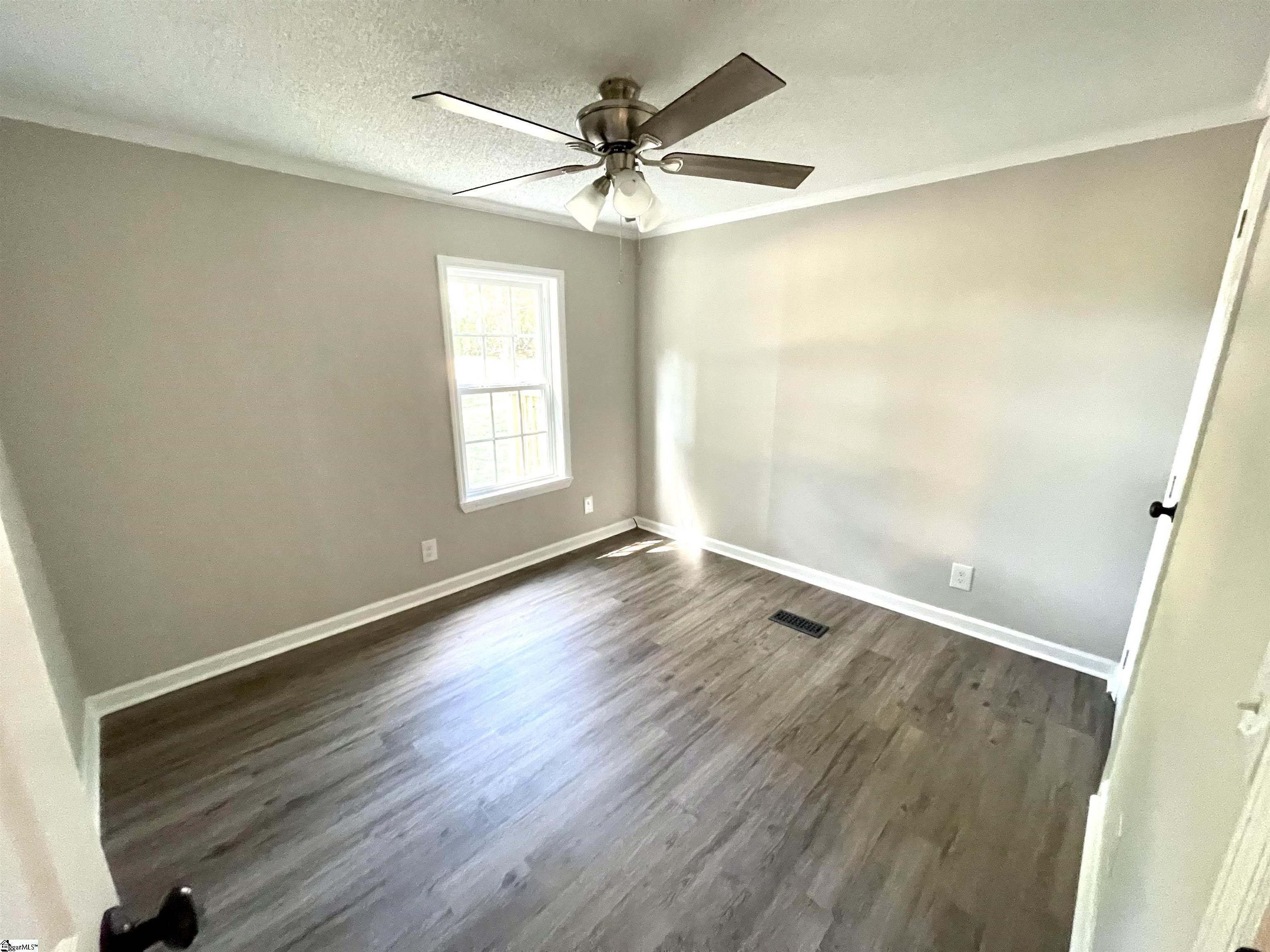 3471 Georgia Road Gray Court, SC 29645 - Photo 15 of 21