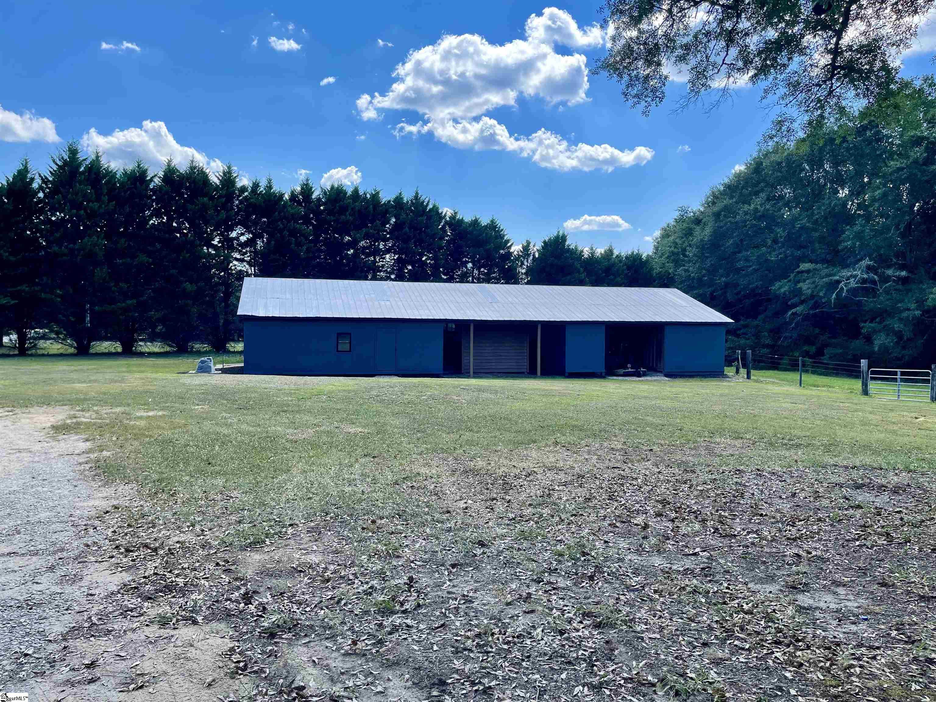 3471 Georgia Road Gray Court, SC 29645 - Photo 3 of 21