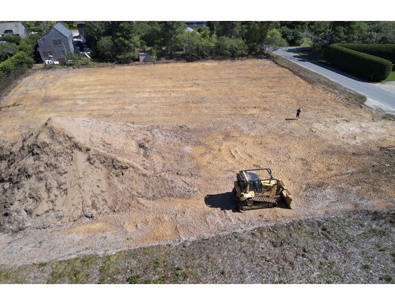 5 Gray Avenue Nantucket, MA 02554 - Photo 1 of 9