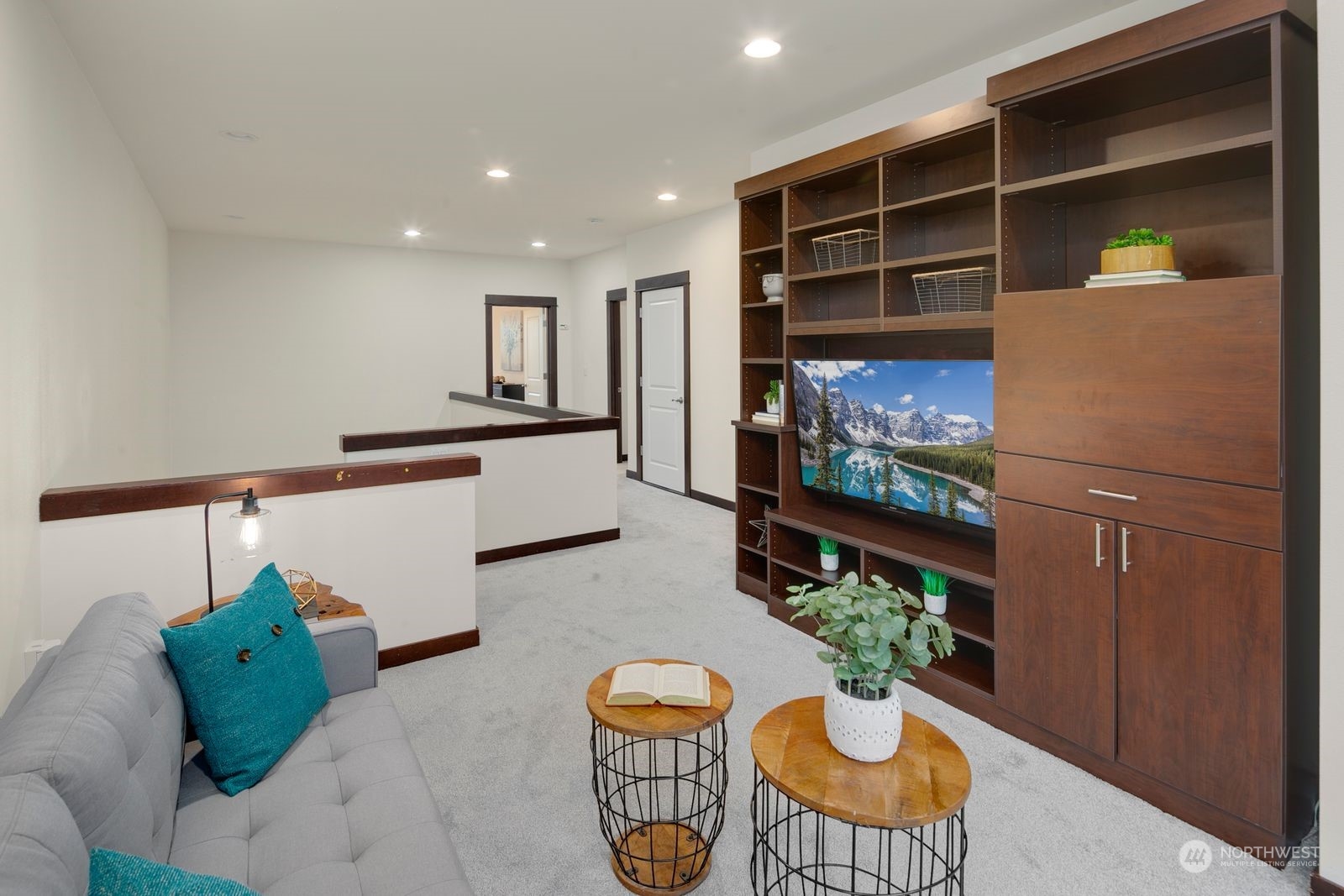 17605 3rd Avenue Southeast Bothell, WA 98012 - Photo 18 of 38 a lobby with furniture and a potted plant
