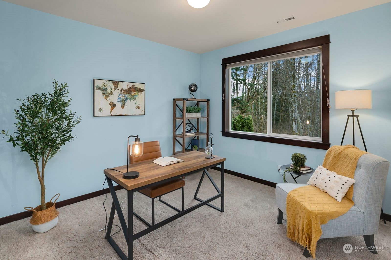 17605 3rd Avenue Southeast Bothell, WA 98012 - Photo 31 of 38 a workspace with furniture and a window