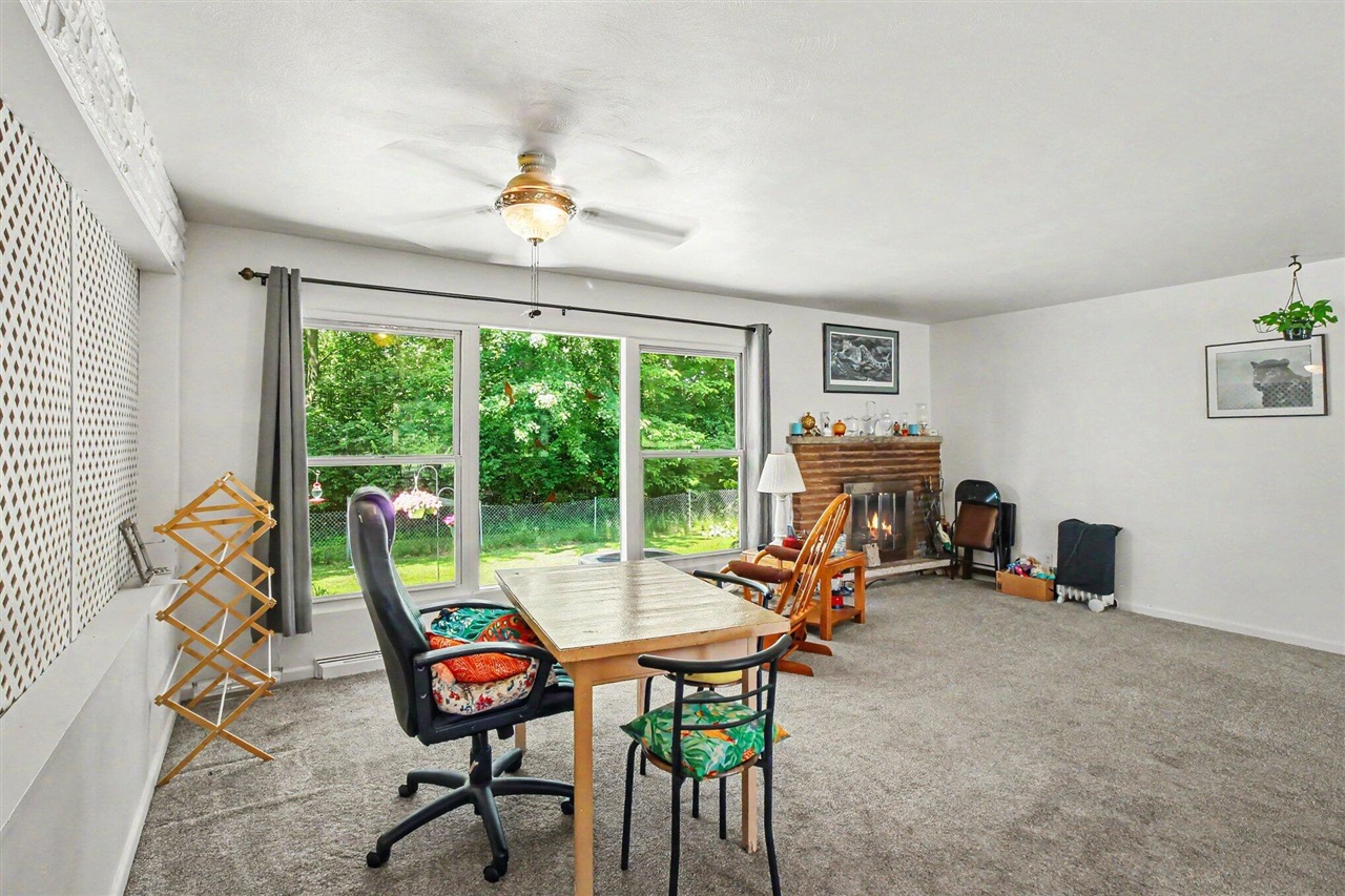 6025 Zimmer Road Haslett, MI 48840 - Photo 6 of 18 Gallery Image 6
