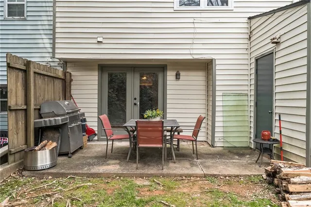 $299,000 | 2506 Queen Anne Court, Sandy Springs, GA 30350