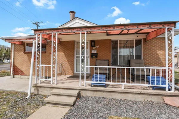 $447,500 | 7201 Avrum Drive, Denver, CO 80221