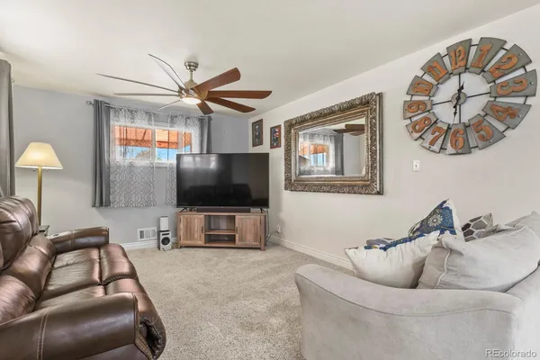 $447,500 | 7201 Avrum Drive, Denver, CO 80221