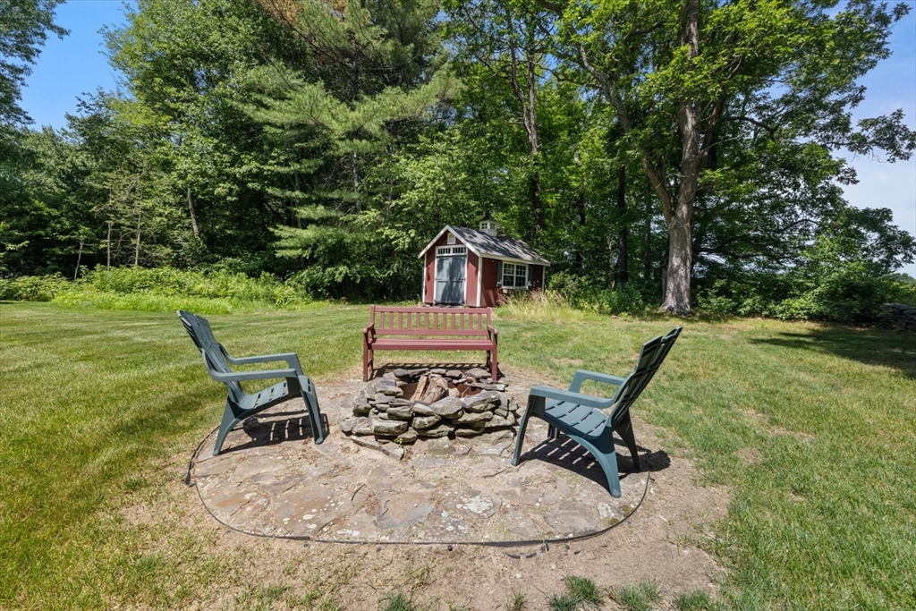 16 King Philip Path Mendon, MA 01756 - Photo 33 of 42