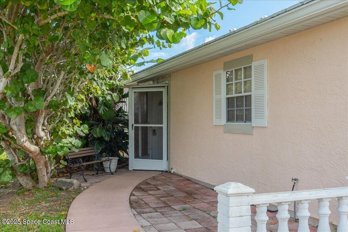 1981 Tallowood Court Northeast Palm Bay, FL 32905 - Photo 5 of 37 05-1981-Tallowood-104