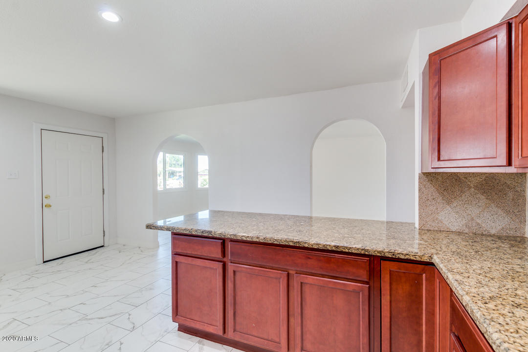 3033 West Ocotillo Road Phoenix, AZ 85017 - Photo 12 of 39 12-Ocotillo