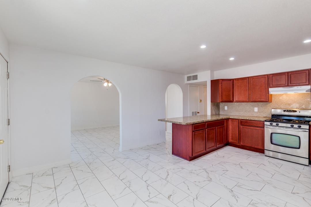 3033 West Ocotillo Road Phoenix, AZ 85017 - Photo 13 of 39 13-Ocotillo