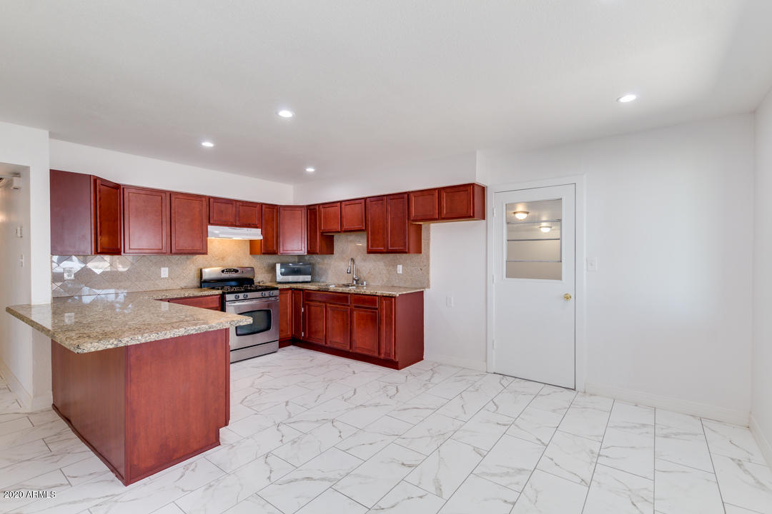3033 West Ocotillo Road Phoenix, AZ 85017 - Photo 14 of 39 14-Ocotillo