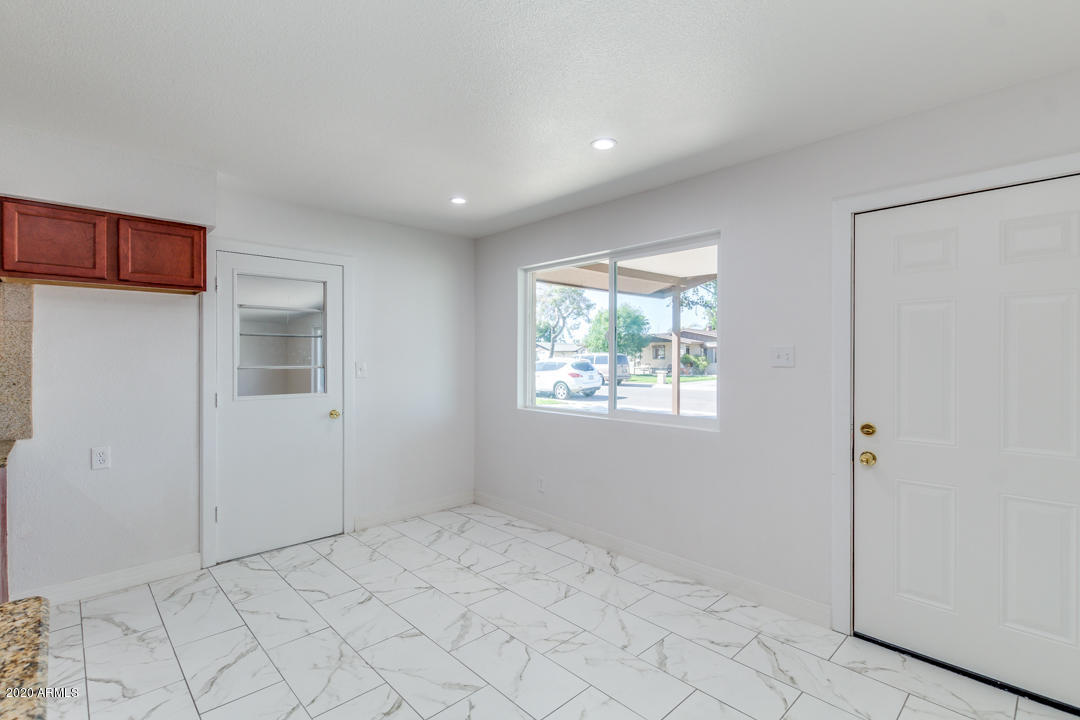 3033 West Ocotillo Road Phoenix, AZ 85017 - Photo 15 of 39 15-Ocotillo