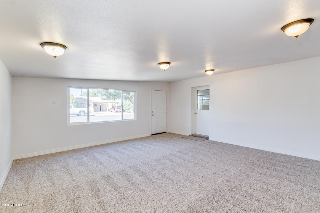 3033 West Ocotillo Road Phoenix, AZ 85017 - Photo 4 of 39 04-Ocotillo