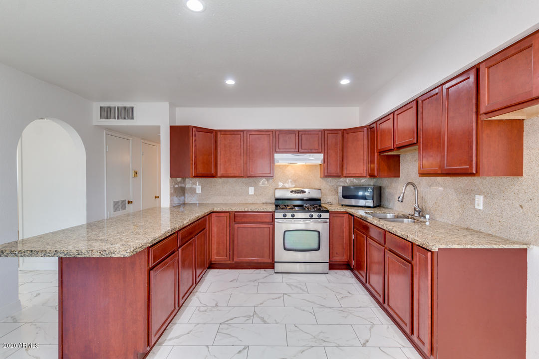 3033 West Ocotillo Road Phoenix, AZ 85017 - Photo 10 of 39 10-Ocotillo