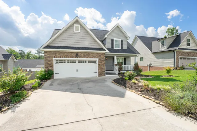 $450,000 | 420 Cedar Hill Lane Northwest, Cleveland, TN 37312